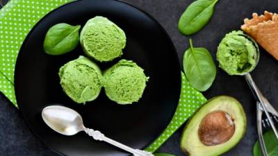 Helado cremoso de aguacate.