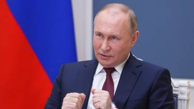 El presidente ruso, Vladímir Putin, sostuvo una cumbre con Biden donde intercambiaron advertencias por la escalada en Ucrania.