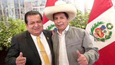 Bruno Pacheco, secretario del presidente peruano Pedro Castillo, dimitió a su cargo.