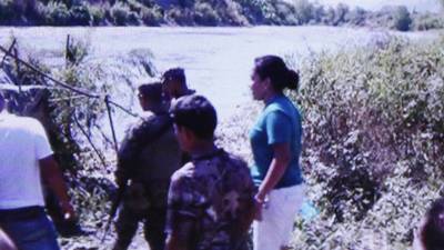Amigos de la víctima ayudaron a los familiares en la búsqueda del cadáver.