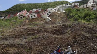 Auto de formal procesamiento con medidas sustitutivas a la prisión declaró este miércoles un juez natural en contra de dos diputados al Congreso Nacional de Honduras, involucrados en el fallido proyecto residencial Ciudad del Ángel.