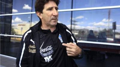 Vargas y el club albo marchan en la octava posición con 9 puntos.