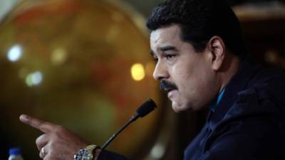 El presidente de Venezuela, Nicolás Maduro, anunció que solicitará a la Asamblea Nacional poderes especiales para defender 'la integridad' del país tras declarar EEUU una 'emergencia nacional' por el 'riesgo extraordinario' que la situación del país caribeño representaría para su seguridad.