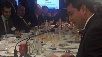 El presidente de Honduras, Juan Orlando Hernández, participa en la Conferencia del clima de París.