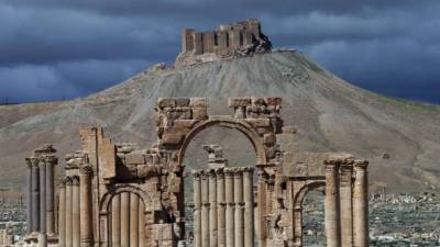 Palmira, 'la Venecia del desierto' es considerada como uno de los patrimonios arqueólogicos y cultural de Siria.