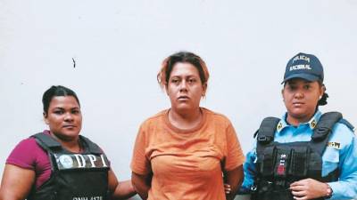 <b><span class=mln_uppercase_mln>acusada.</span></b> Agentes de la DPI capturaron a Paola Michelle Banegas Ramírez.