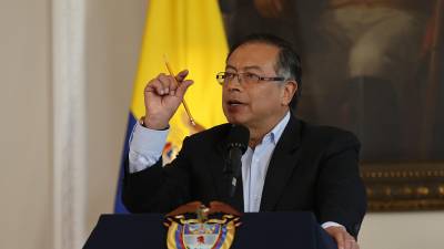 Fotografía de archivo en la que se registró al presidente de Colombia, Gustavo Petro, durante una rueda de prensa, en Bogotá (Colombia).