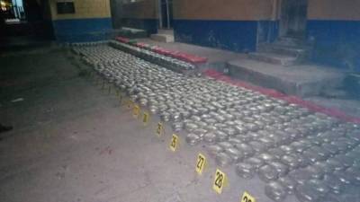 Las 1,450 libra de marihuana eran transportadas en un pick up.