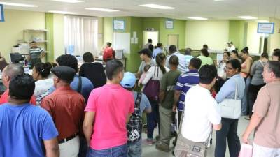 En las oficinas de la DEI continuarán temporalmente atendiendo los trámites.