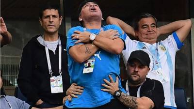 Diego Maradona celebró como nunca el golazo de Messi. Foto AFP
