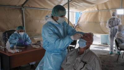 La OMS advierte que deben reforzarse las medidas de prevención para evitar la propagación del coronavirus./AFP.