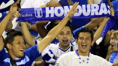Los hinchas catrachos están muy ilusionados con su Selección.