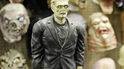 “En “Frankenstein” se puede apreciar -enumera Ospina- las dudas por la vida artificial, por la vida después de la muerte, sobre si el cuerpo es separable del alma, si la vida es solo una función o es algo más.