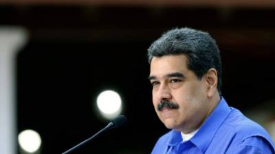 Nicolás Maduro insiste en que las elecciones deben efectuarse en la fecha prevista porque así lo exige la Constitución venezolana.