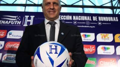 El uruguayo Fabián Coito buscará que Honduras consiga su primera Copa Oro.