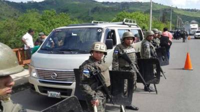 El pasado jueves 2 de octubre cuatro personas resultaron heridas luego de que un miembro de la Policía Militar disparara contra un microbús en Tegucigalpa.