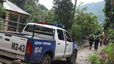 El dolor se apoderó de los Echeverría, quienes desconsolados ayer lamentaron el asesinato de cuatro miembros de su familia en la aldea La Pita, en Cofradía, Cortés.