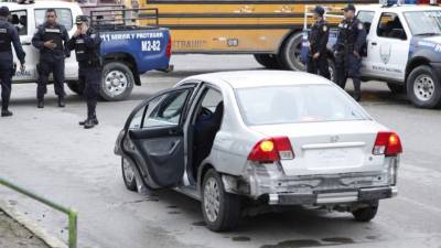 En el bulevar del norte, frente a la colonia Los Álamos, asesinaron a Yuviny Banegas Laurence e hirieron a su hermano Edwin Banegas Laurence.