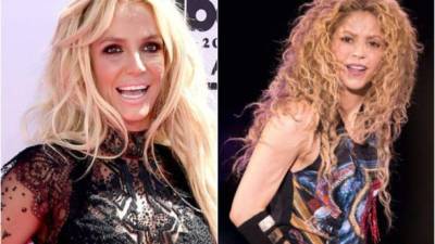 La cantantes Britney Spears y Shakira.