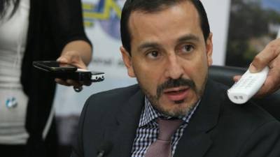 Wilfredo Cerrato, secretario de Finanzas.