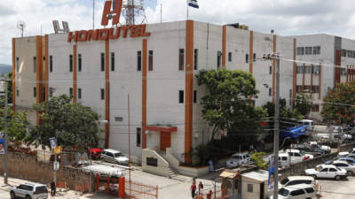 Según el expresidente de la Junta Interventora de Hondutel, la empresa ha sido utilizada como un 'utensilio político'.