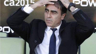 La noticia del seleccionador ha causado revuelo en el mundo.