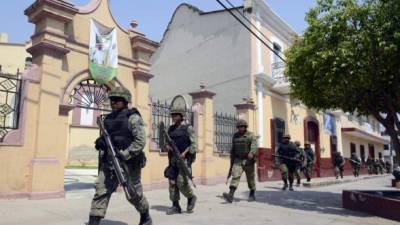 Peña Nieto defendió ayer a las Fuerzas Armadas luego de que se les vinculará con masacres de civiles en México.