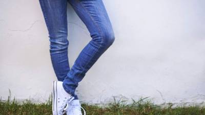 Unos 10 minutos antes de la competencia debe hacer ejercicios de calentamiento para preparar su cuerpo y rendir más.