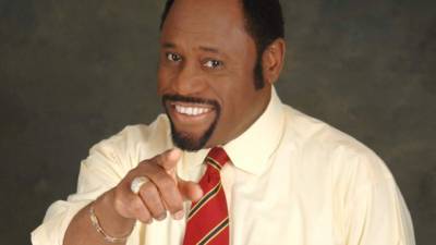 Myles Munroe falleció en un accidente aéreo en Bahamas.