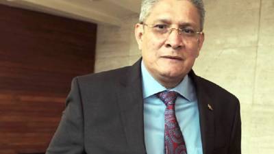 Esdras Amado López lamentó que en Libre no hayan reconocido sus méritos.