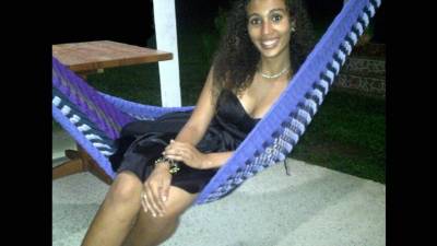 Jennyfer Flores Rivera acababa de obtener su título de Bachiller en Computación.