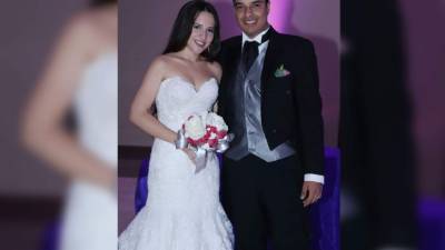 Paola Elizabeth Paz y Samuel Edgardo Suazo disfrutaron de su fiesta matrimonial. Fotos: Yoseph Amaya