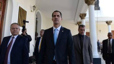 El presidente del Parlamento, Juan Guaidó, se ofreció a llenar el vacío de poder, que a su juicio, hay en Venezuela./AFP.