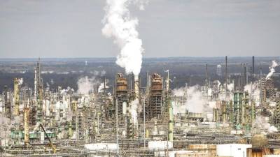 Una refinería de Exxon en Baton Rouge, en el sur de EE.UU. La petrolera tiene recursos de sobra para hacer grandes adquisiciones.
