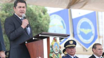 El presidente hondureño Juan Orlando Hernández dio un discurso en el que respaldó a la Fuerza Aérea Hondureña y prometió continuar su respaldo a la institucón armada.