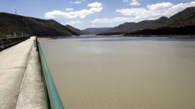 Expertos expositores del seminario recordaron la urgente necesidad de trasvasar el agua a la represa La Concepción.