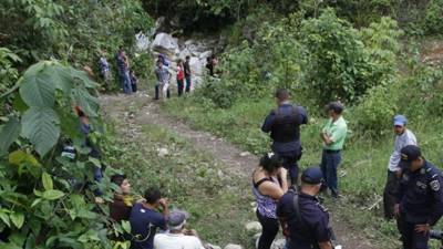 En el camino hacia la aldea Los Laureles fueron ultimados los hermanos.