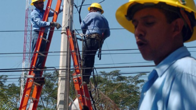 Pliego tarifario vigente desde febrero de 2009 se fijó según al precio del barril de combustibles de $55.