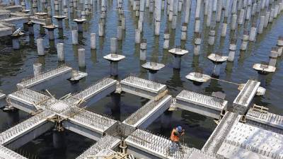 La atención de los gestores de fondos se orienta a grandes transformaciones económicas, como la de Indonesia, donde hay 24 puertos en construcción.