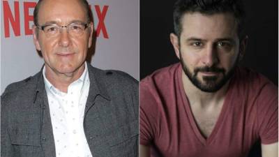 Kevin Spacey y Robert Cavazos