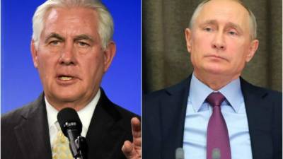 El secretario de Estado de los EEEUU, Rex Tillerson y el presidente ruso, Vladimir Putin.