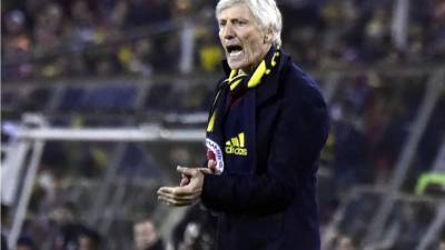 José Pekerman durante el partido frente a Brasil. Foto AFP