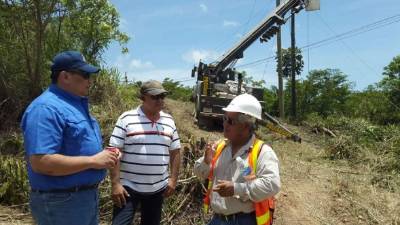 Con una gran presión avanzan los trabajos para enlazar la hidroeléctrica.