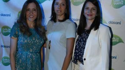 Jenny Ouzande, Paola Bondy y Gina Prince.