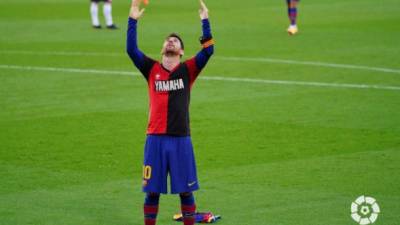 Messi y su bonito homenaje a Maradona.
