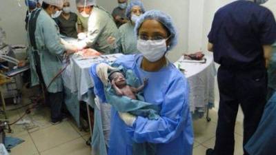 Foto de los quintillizos fueron trasladados al área de alto riesgo neonatal. Foto tomada de prensalibre.com