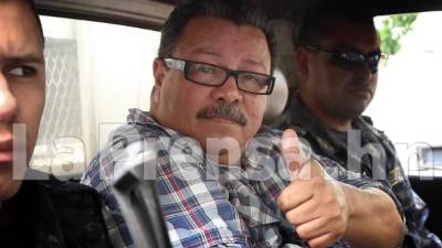 El exfuncionario pensó que ayer mismo se iría para su casa, pero la Fiscalía le dictó una resolución que lo obligó a regresar al penal sampedrano.