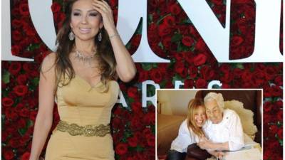 La cantante Thalía y su abuela Eva Menge en 2015.