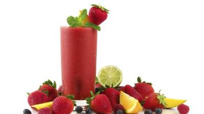 Los 'smoothie' son bebidas llenas de energía y vitaminas. Puede consumirlas a media mañana o por la tarde.