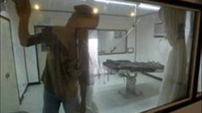 El estadounidense Robert E. Hendrix, condenado por el asesinato de su primo y la esposa de este en 1990, fue ejecutado hoy mediante la inyección letal en la Prisión Estatal de Florida, en Raiford, en el noreste del estado, señalaron fuentes penitenciarias. EFE